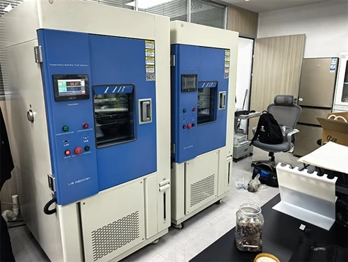 LIB Industry Installs Temperature And Humidity Test Chamber For USTC
